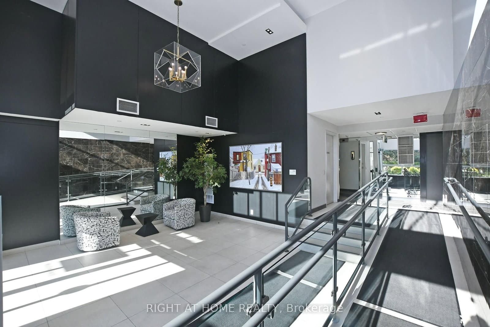 1350 Kingston Road, Unit Th03 thumbnail 4