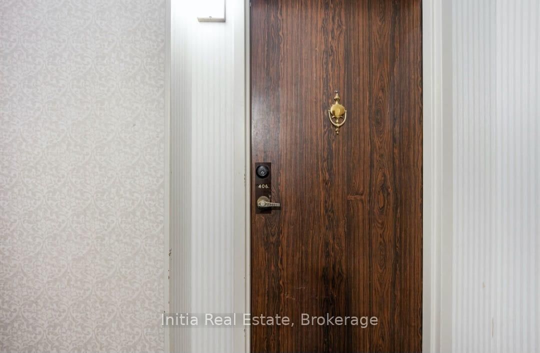 25 Silver Springs Boulevard, Unit 406 thumbnail 5
