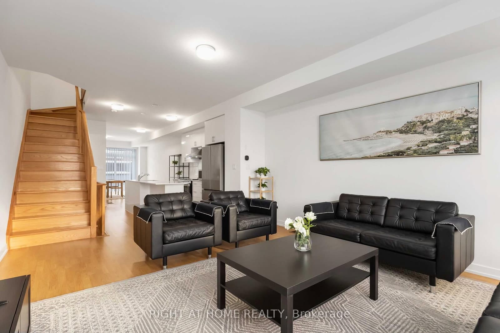 1557 Midland Avenue thumbnail 10