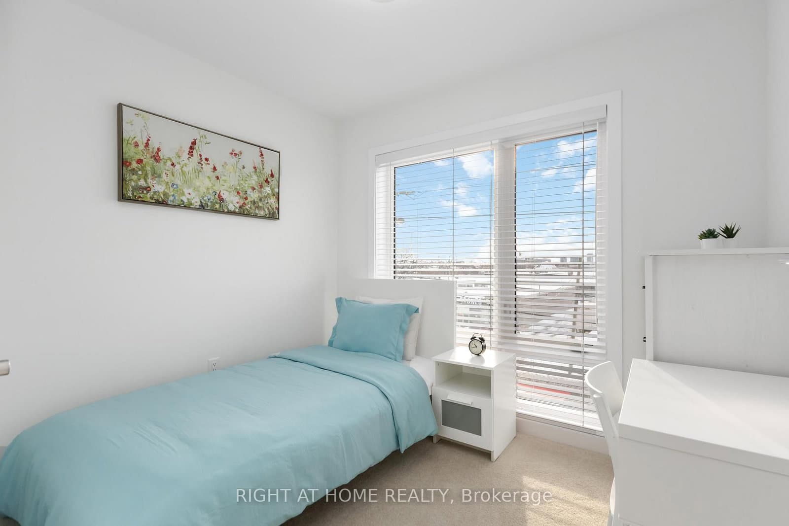 1557 Midland Avenue thumbnail 30