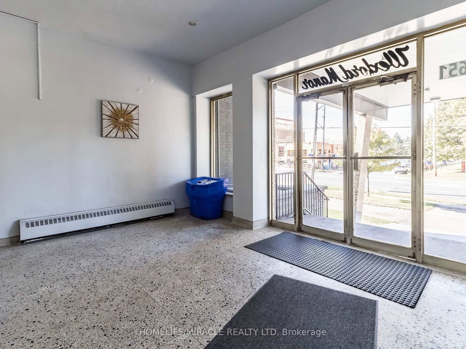 1651 Victoria Pk Avenue, Unit 705 thumbnail 8