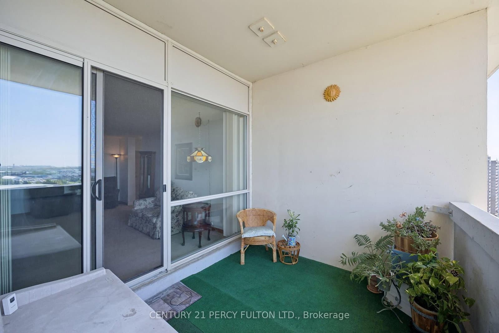 66 Falby Court, Unit PH9 thumbnail 18