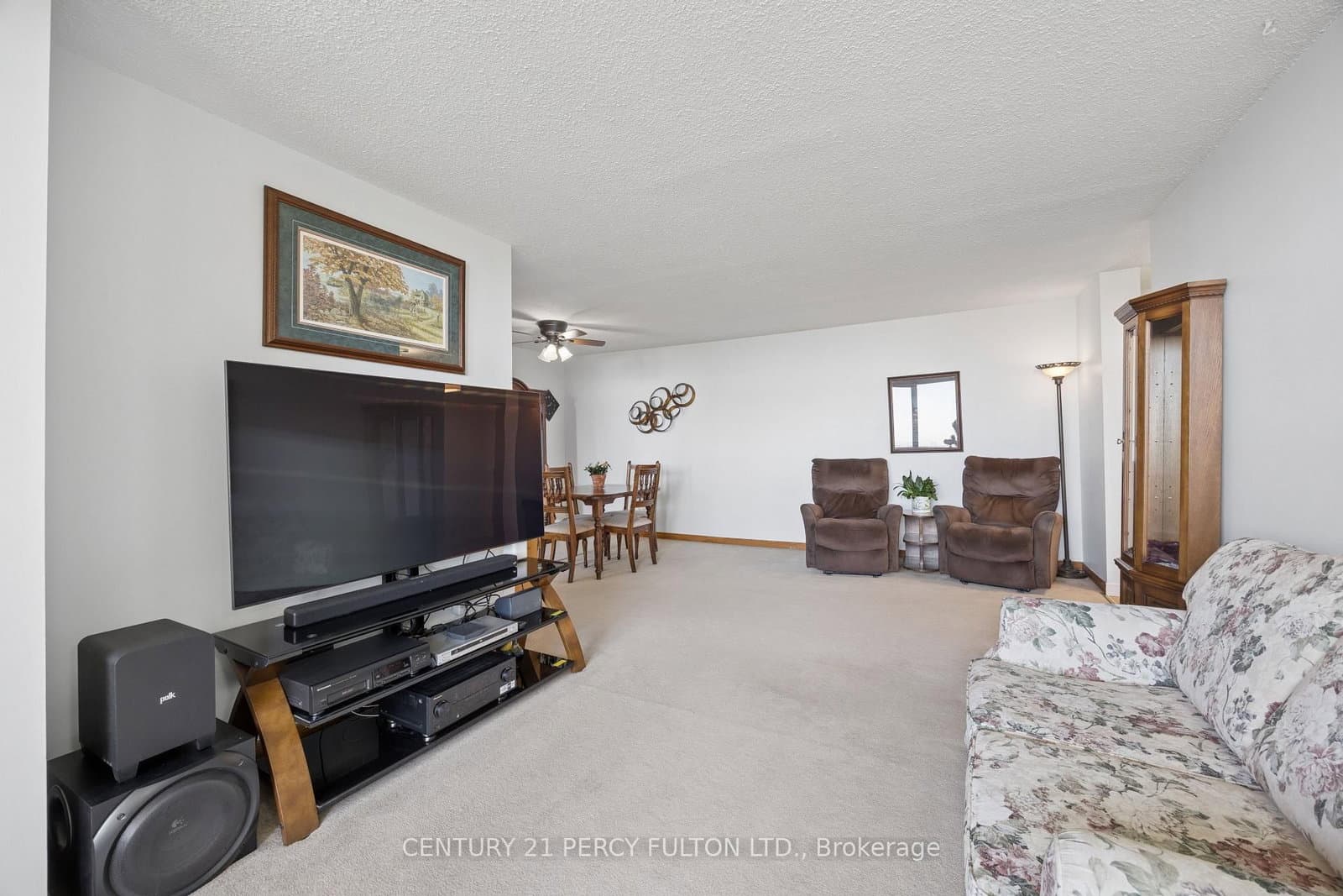 66 Falby Court, Unit PH9 thumbnail 6