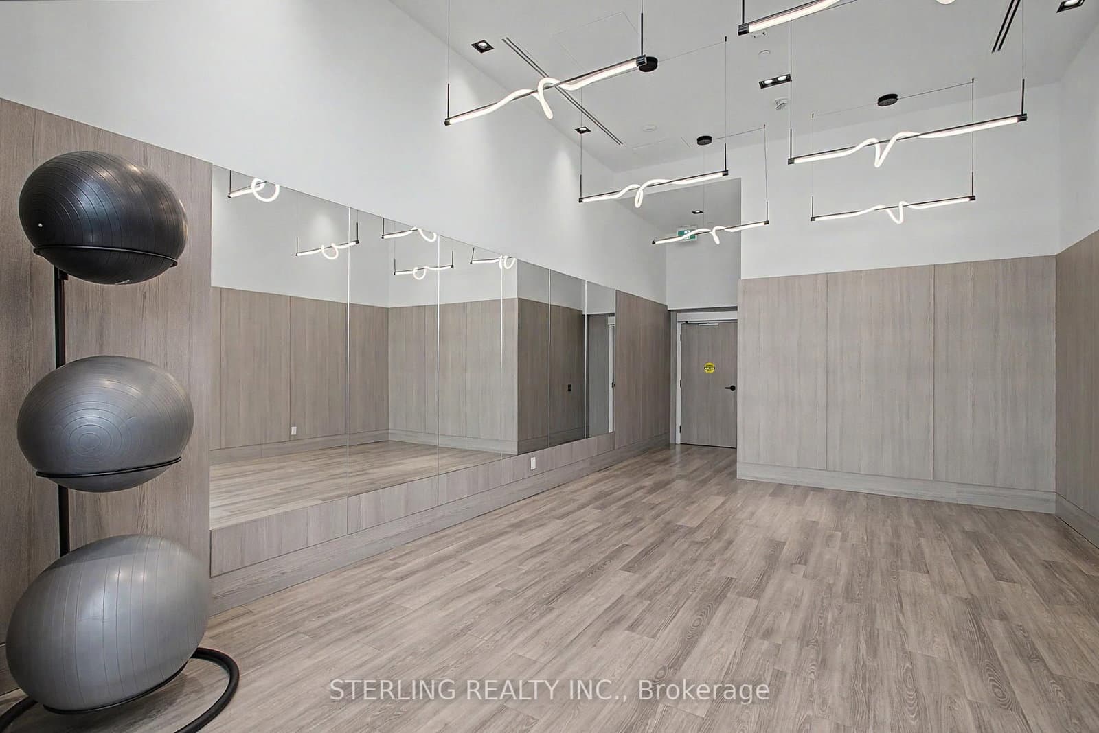 1455 Celebration Drive, Unit 2803 thumbnail 21