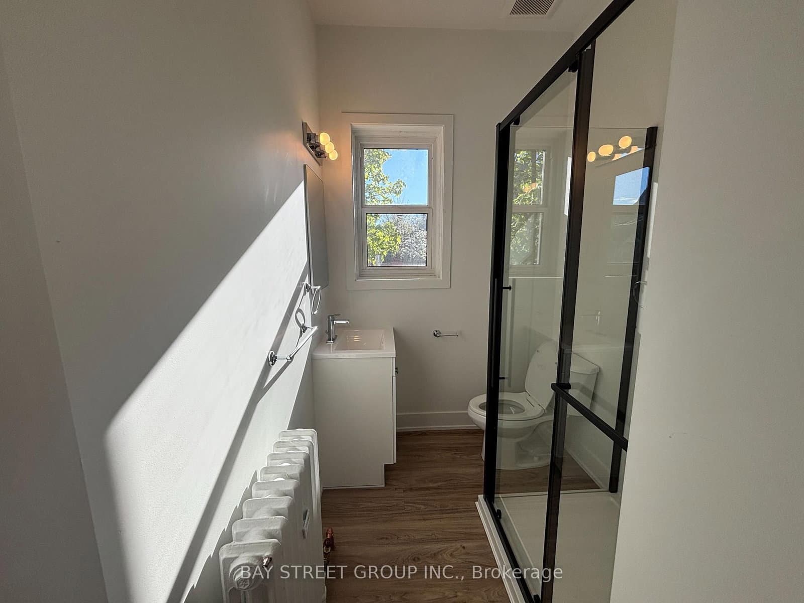 1311 Pape Avenue thumbnail 7