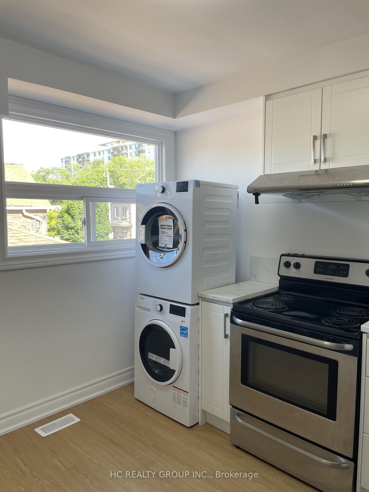48 Torrens Avenue, Unit Upper thumbnail 10