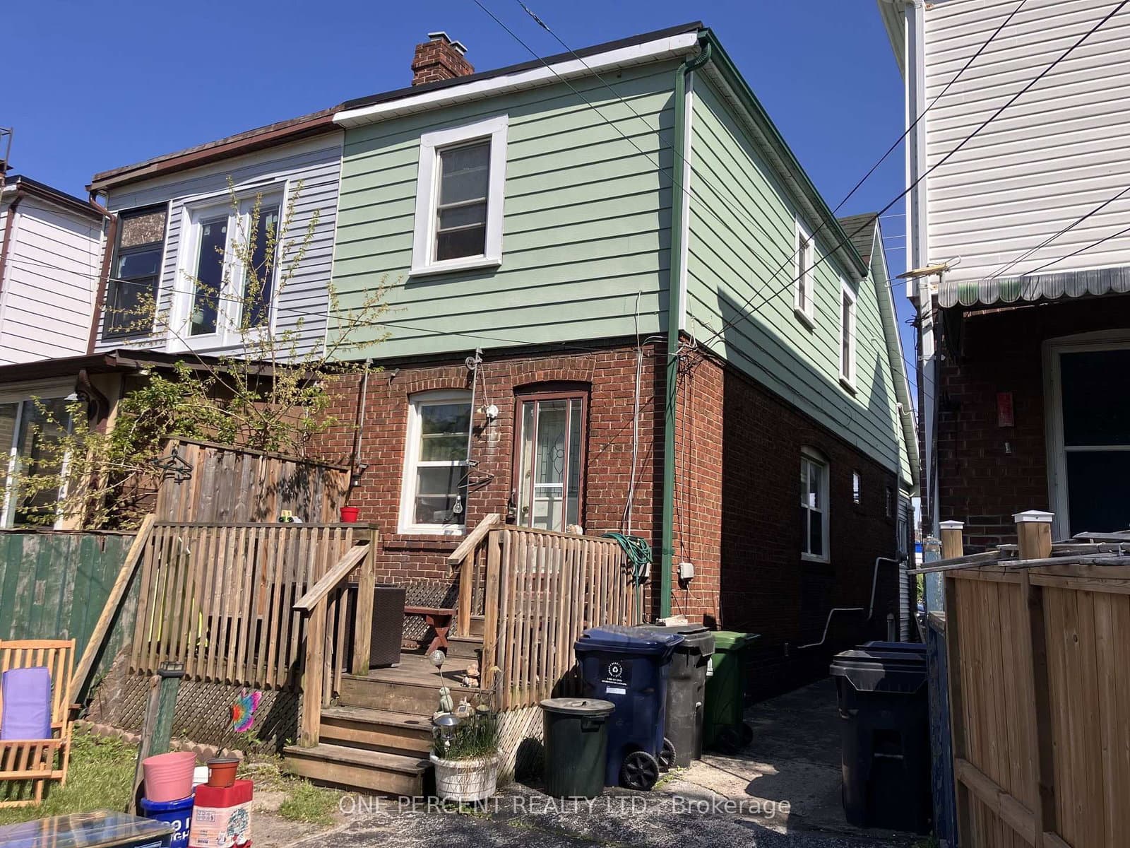2461 Gerrard Street E thumbnail 2
