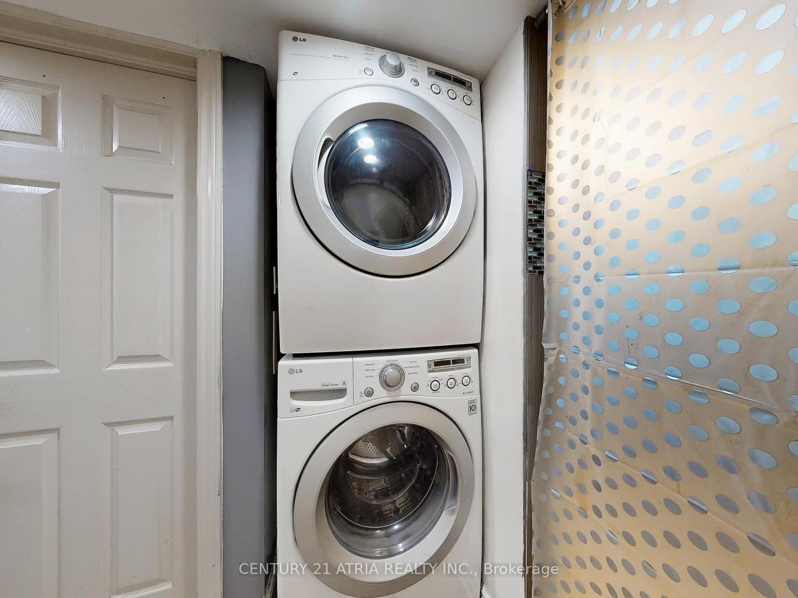 2828 Danforth Avenue, Unit Lower thumbnail 21