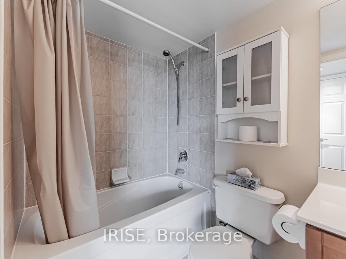 83 Borough Drive, Unit 715 thumbnail 16