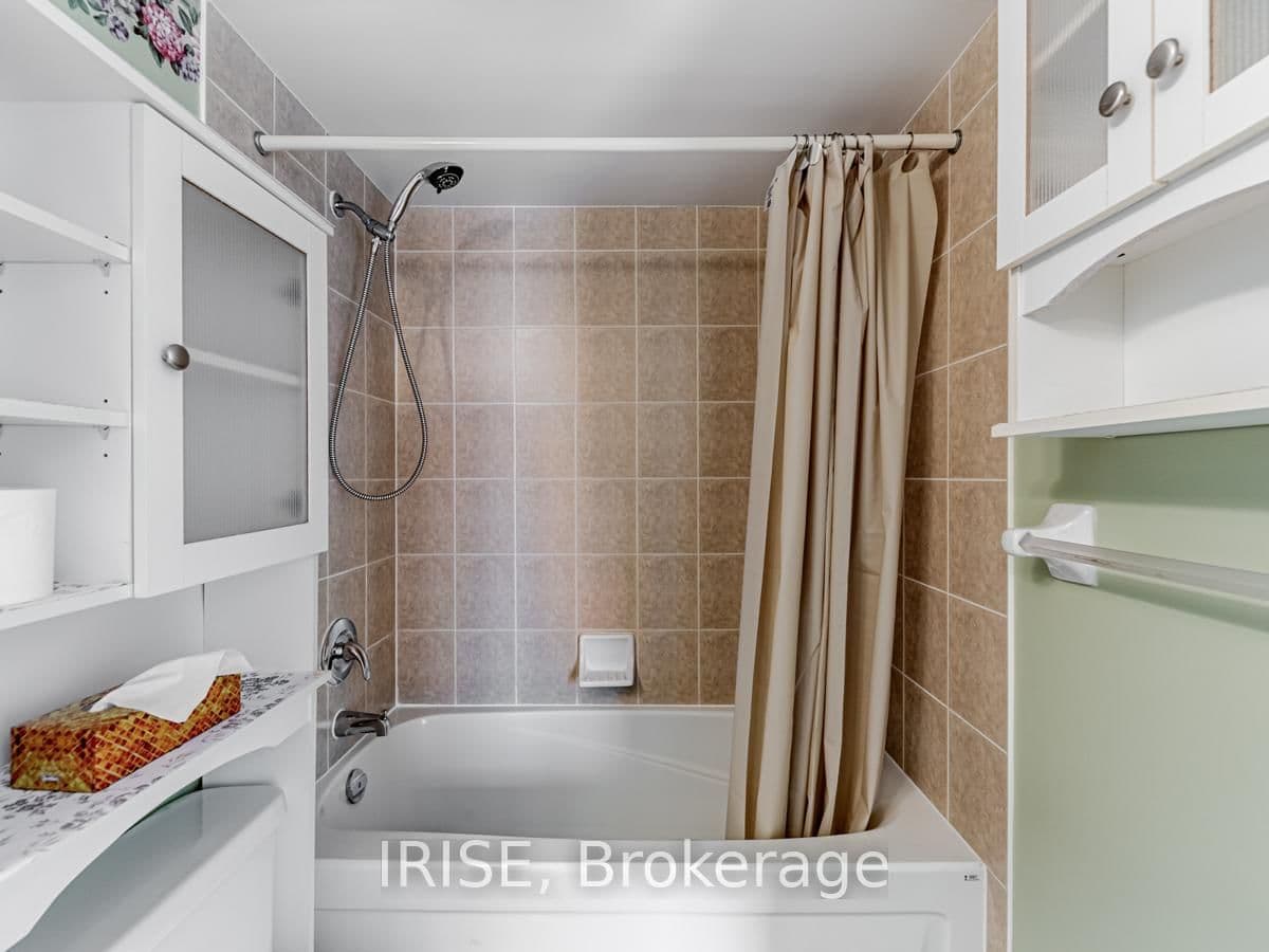 83 Borough Drive, Unit 715 thumbnail 19