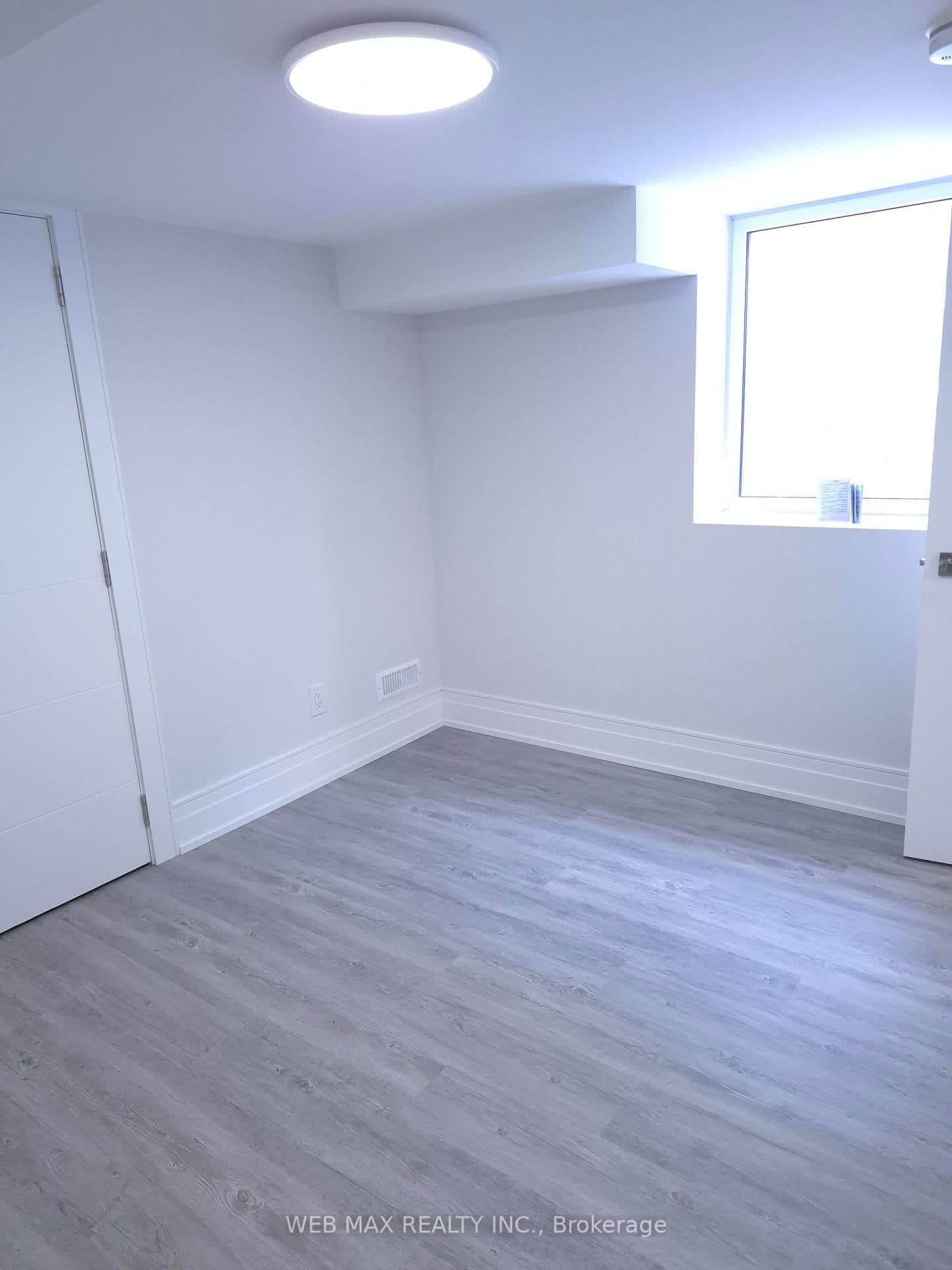 4 Porter Crescent, Unit Bsmt thumbnail 18