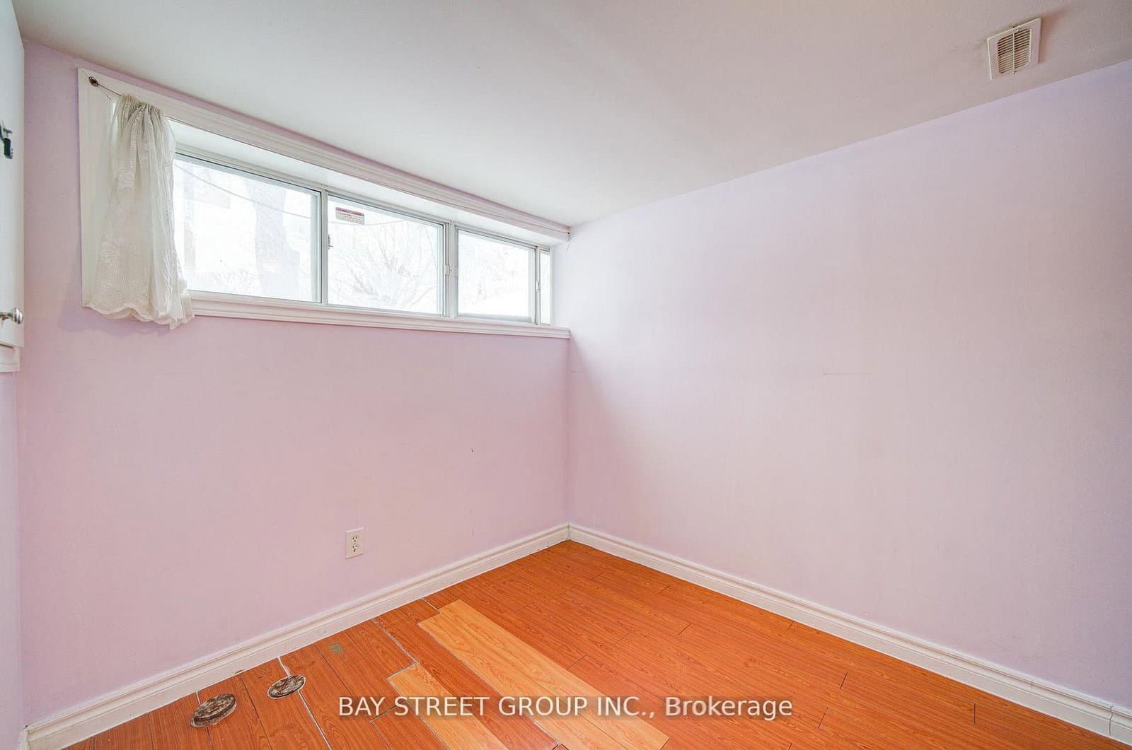 5 Lockdare Street, Unit BSMT thumbnail 15
