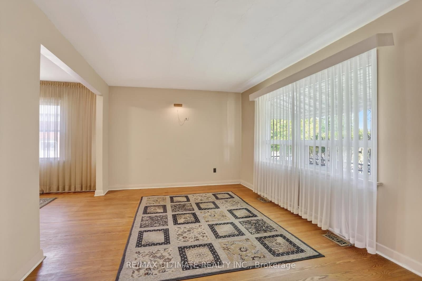 1494 Danforth Road thumbnail 9