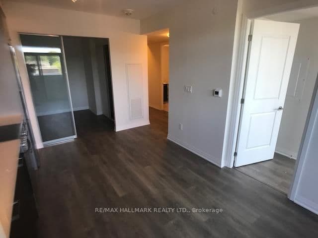 2301 Danforth Avenue, Unit 324 thumbnail 9