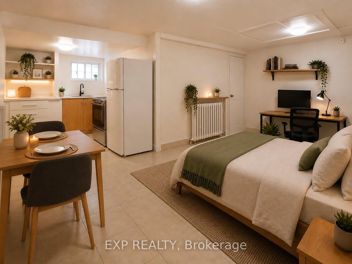 169 O'Connor Drive, Unit Bachelor - Image 1