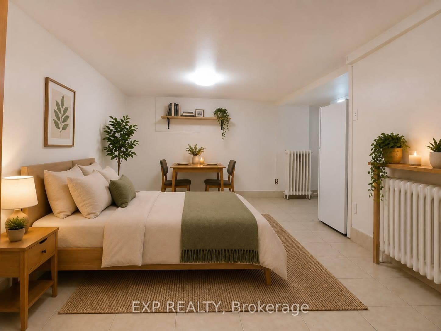 169 O'Connor Drive, Unit Bachelor thumbnail 3