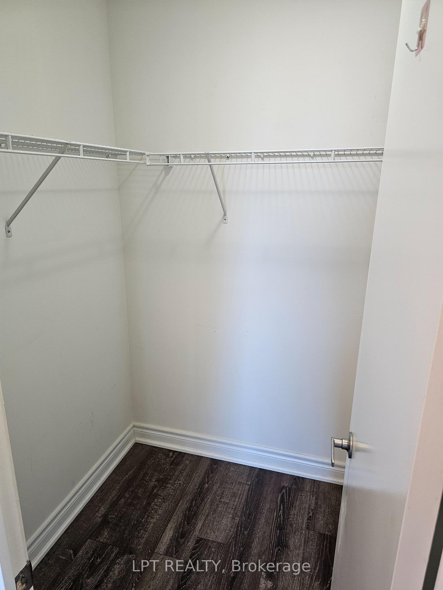 38 Lee Centre Drive, Unit 2107 thumbnail 6