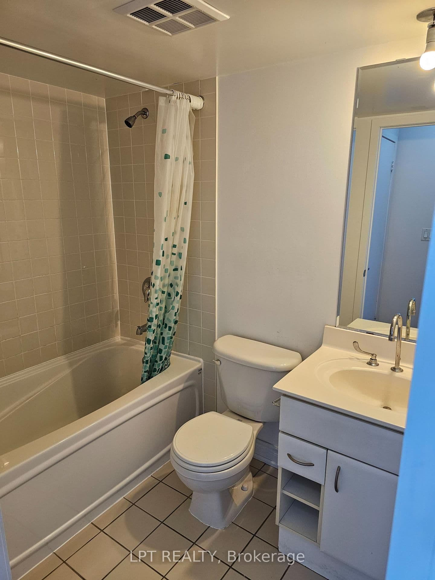 38 Lee Centre Drive, Unit 2107 thumbnail 8