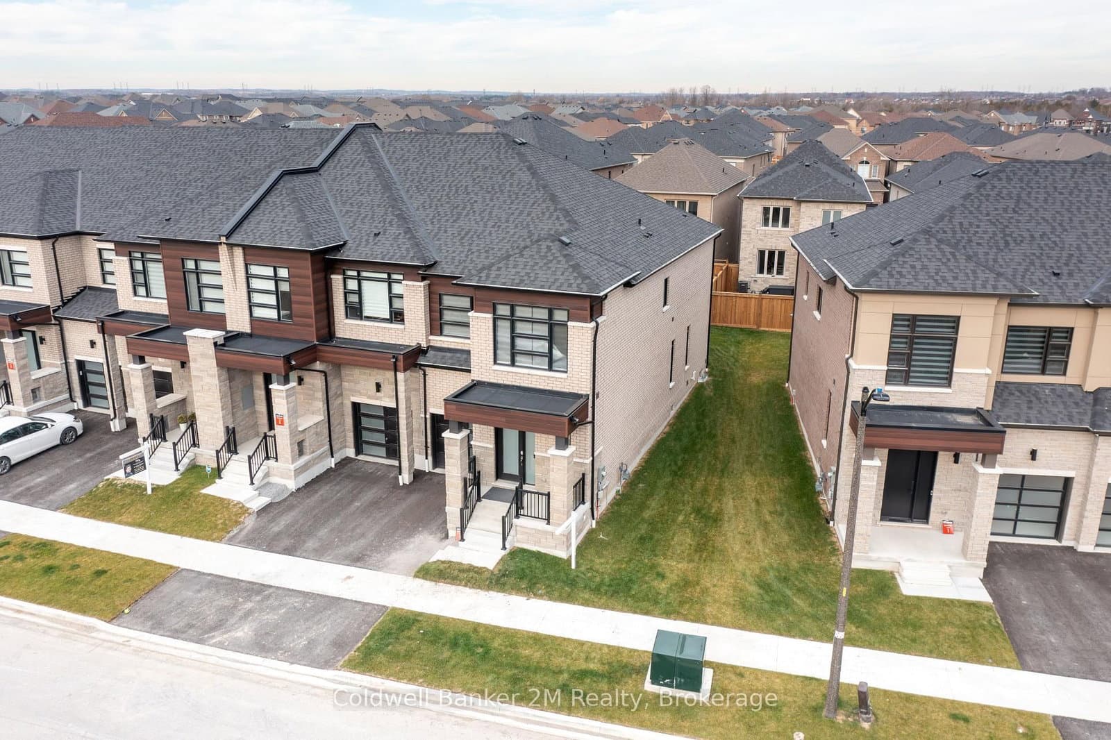 136 Ogston Crescent thumbnail 30