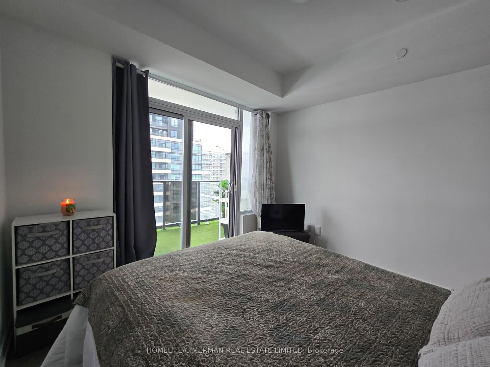 1435 Celebration Drive, Unit 2408 thumbnail 11