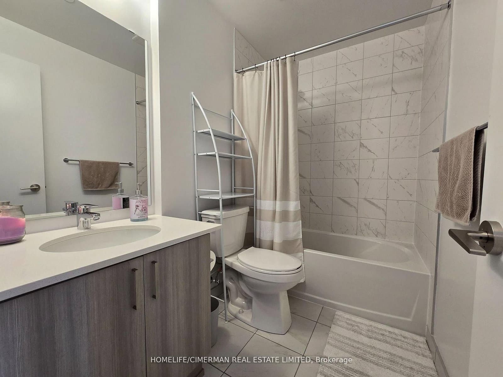 1435 Celebration Drive, Unit 2408 thumbnail 21