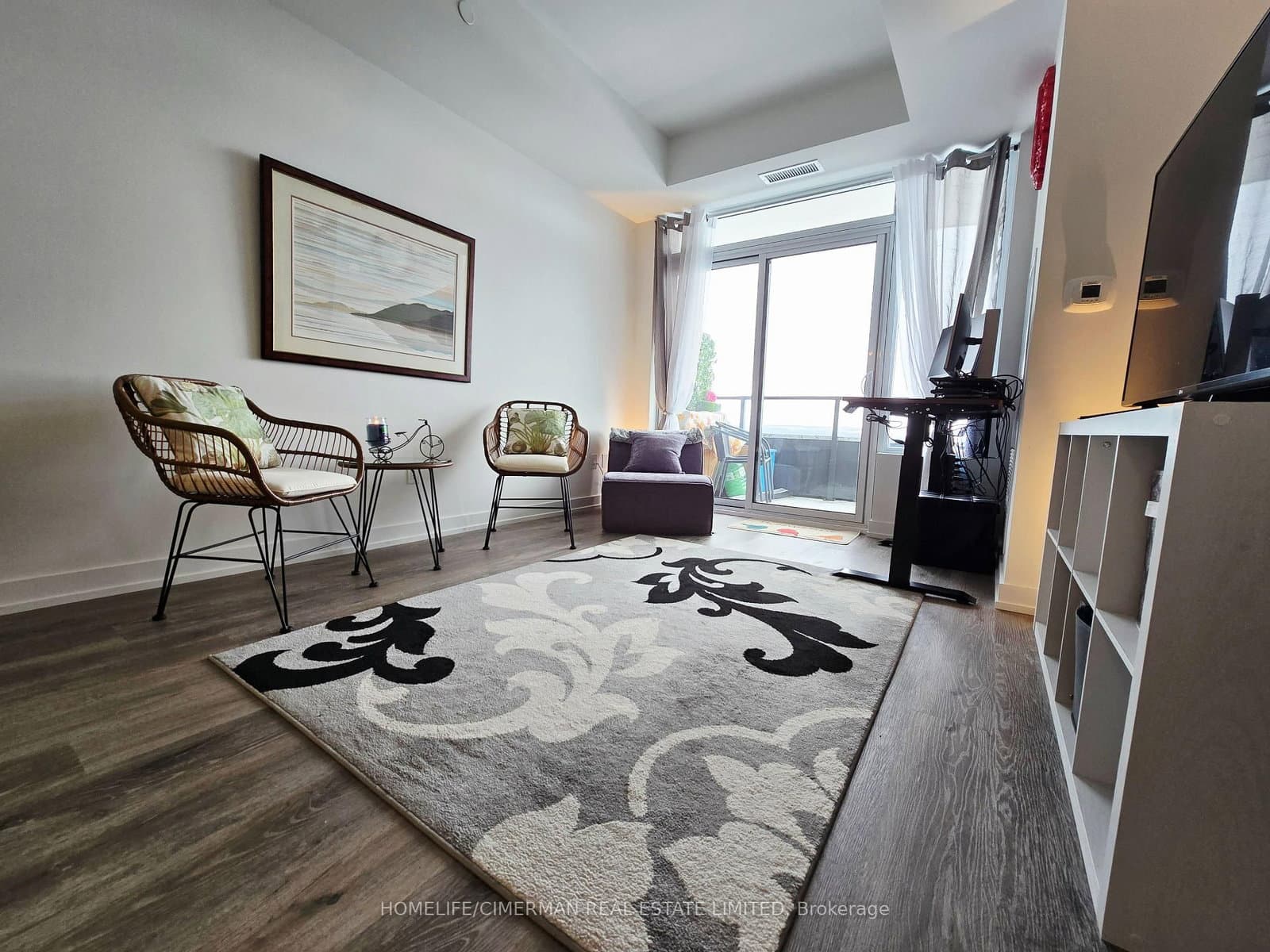 1435 Celebration Drive, Unit 2408 thumbnail 9