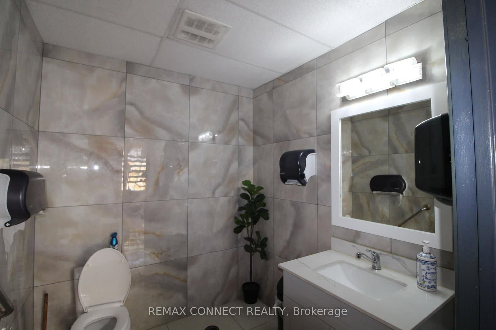 1415 Kennedy Road, Unit 9 thumbnail 18