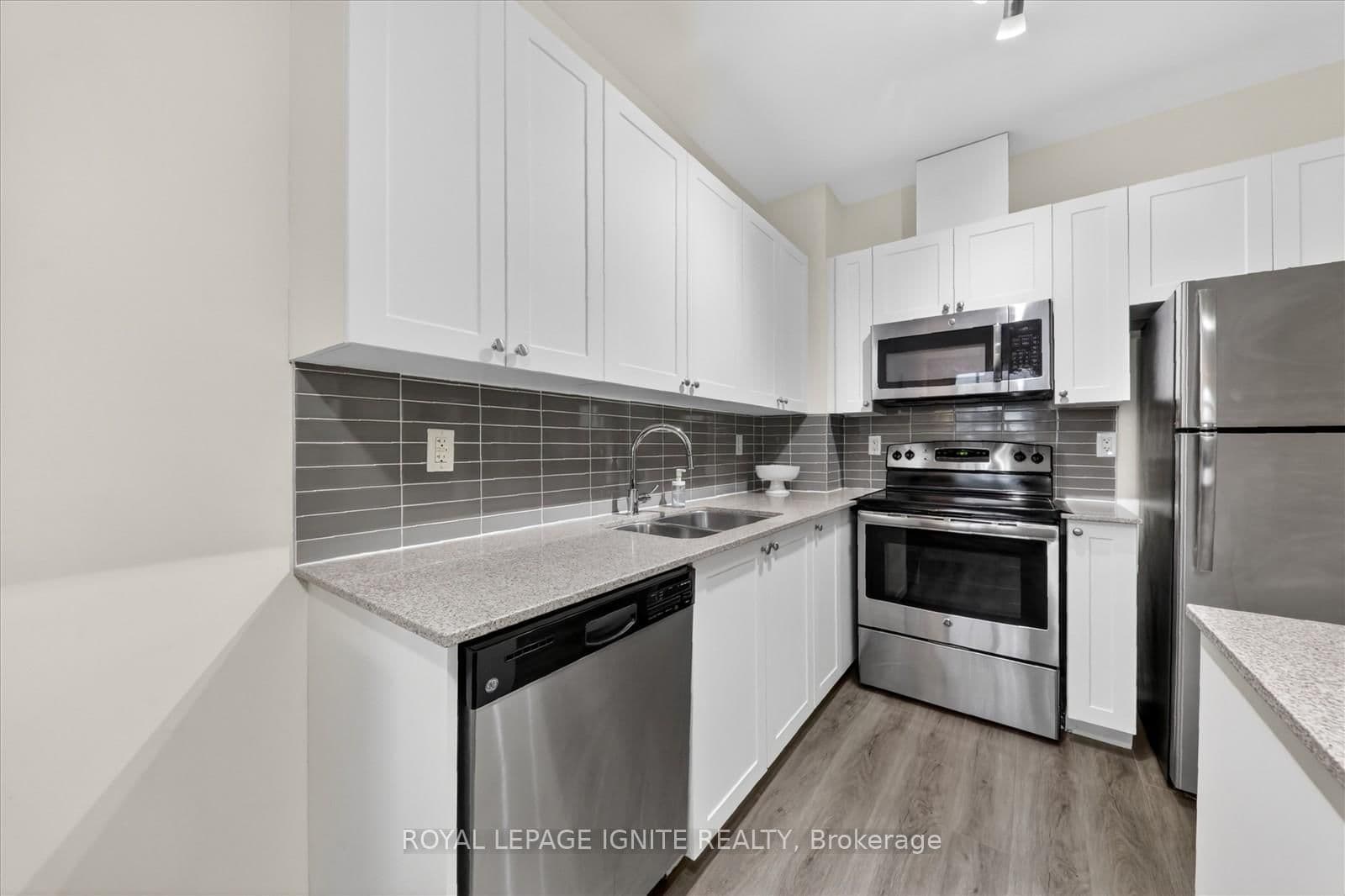 3560 St Clair Avenue E, Unit 109 thumbnail 11