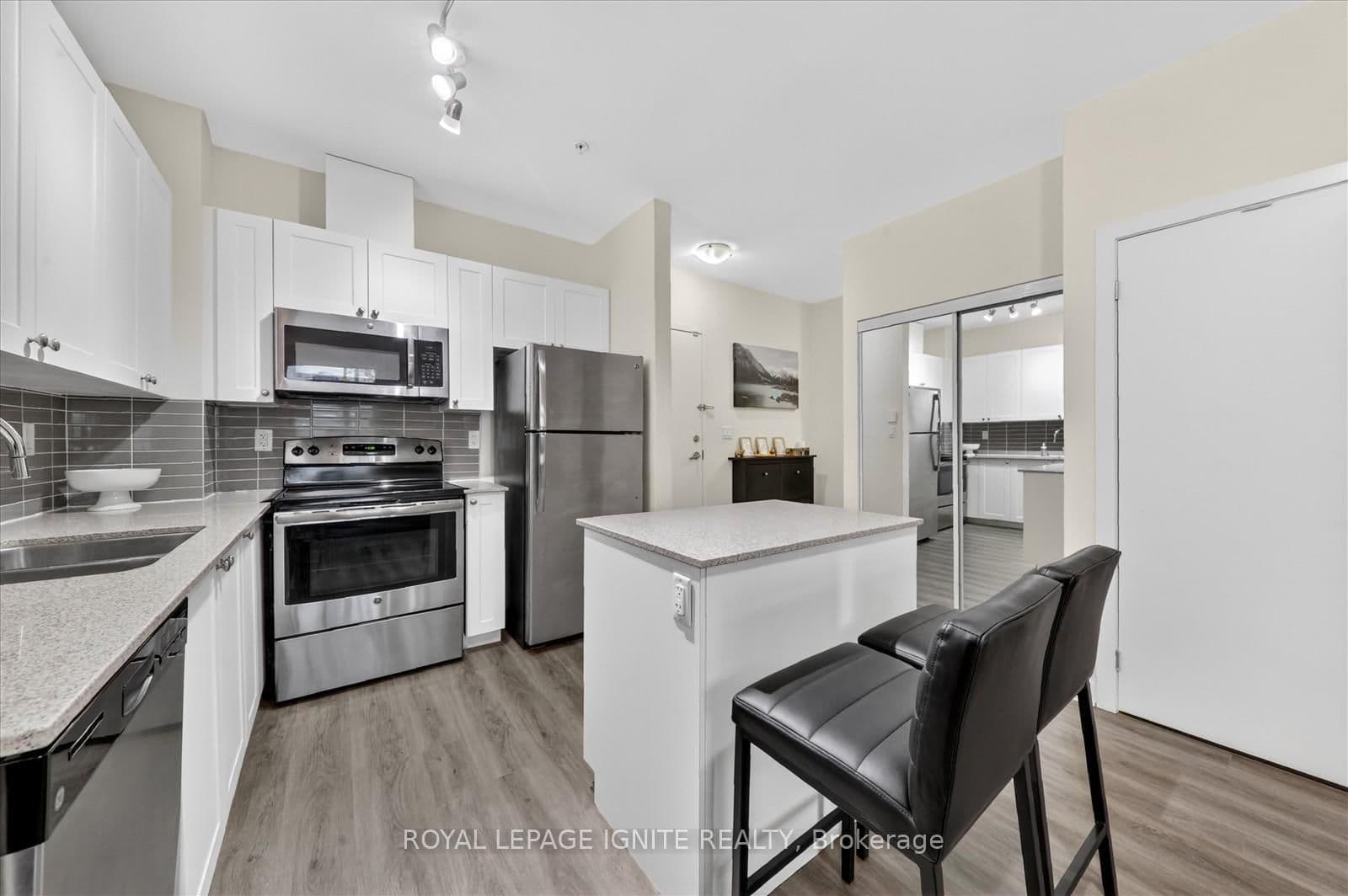 3560 St Clair Avenue E, Unit 109 thumbnail 12