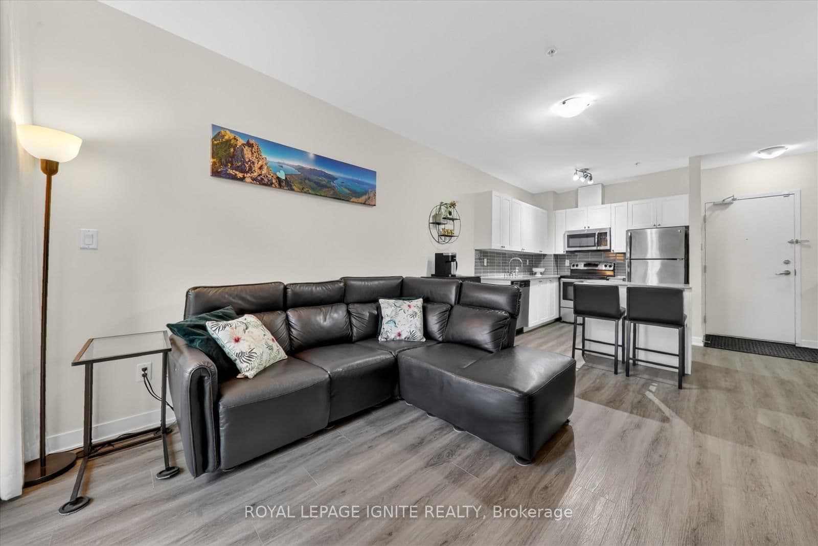 3560 St Clair Avenue E, Unit 109 thumbnail 17