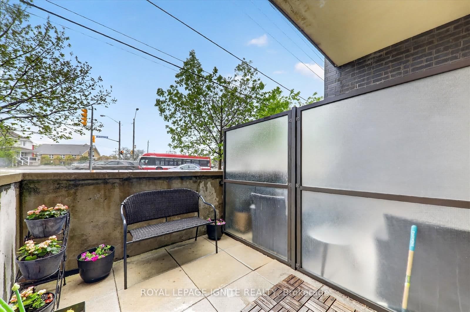 3560 St Clair Avenue E, Unit 109 thumbnail 19