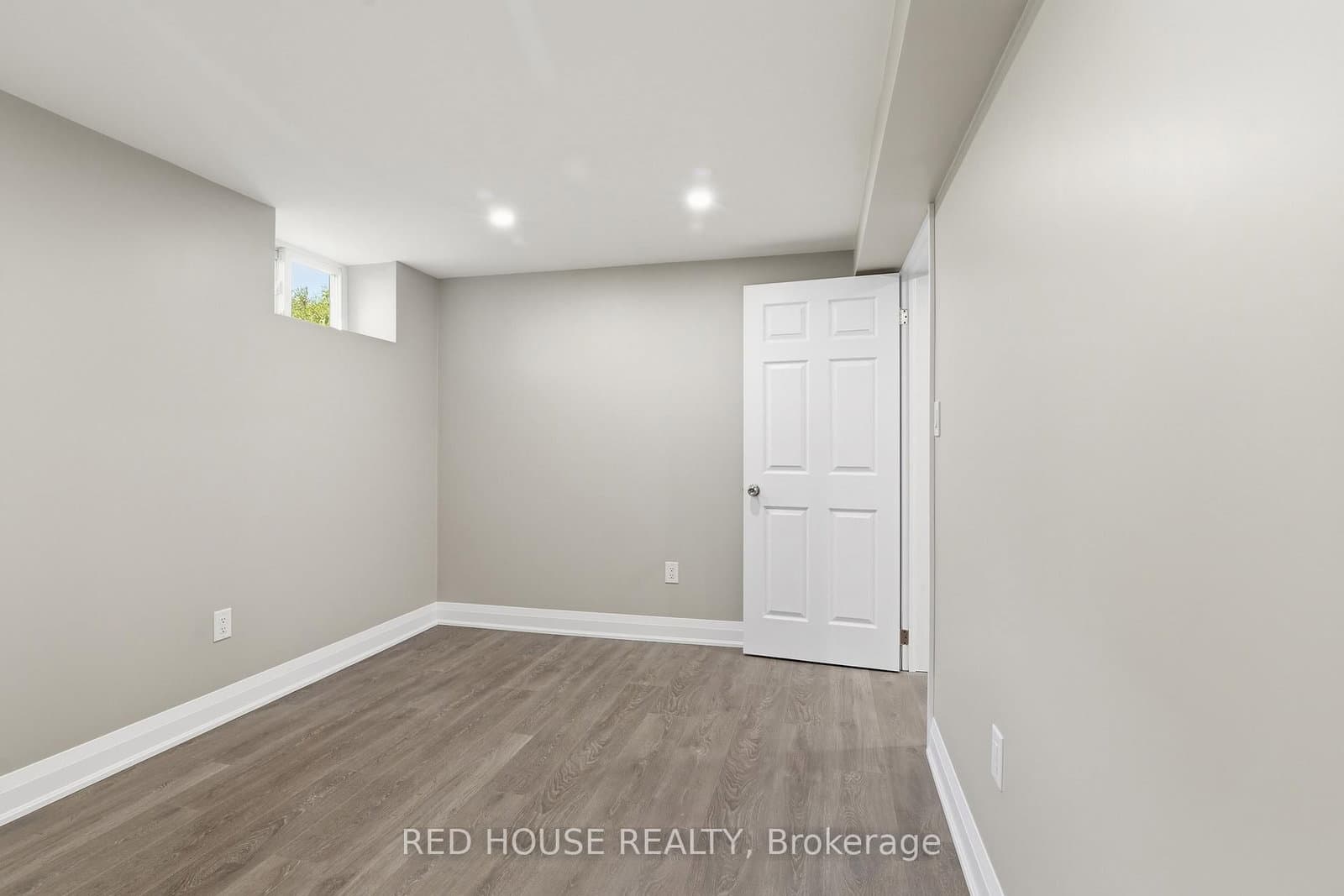 875 Brawley Road W thumbnail 36