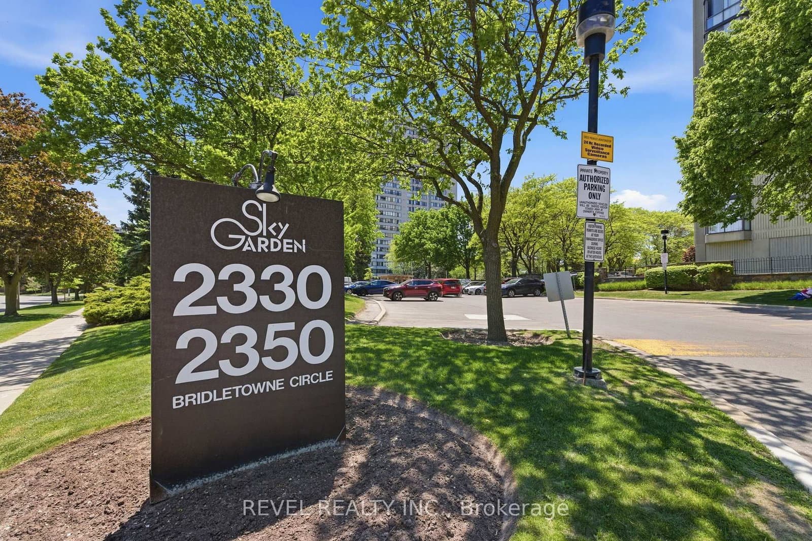 2330 Bridletowne Circle, Unit Ph06 thumbnail 2