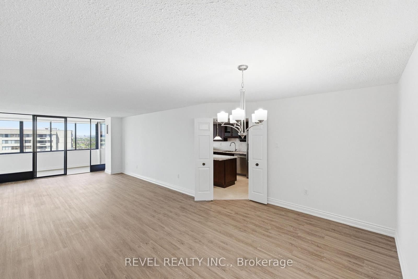2330 Bridletowne Circle, Unit Ph06 thumbnail 5