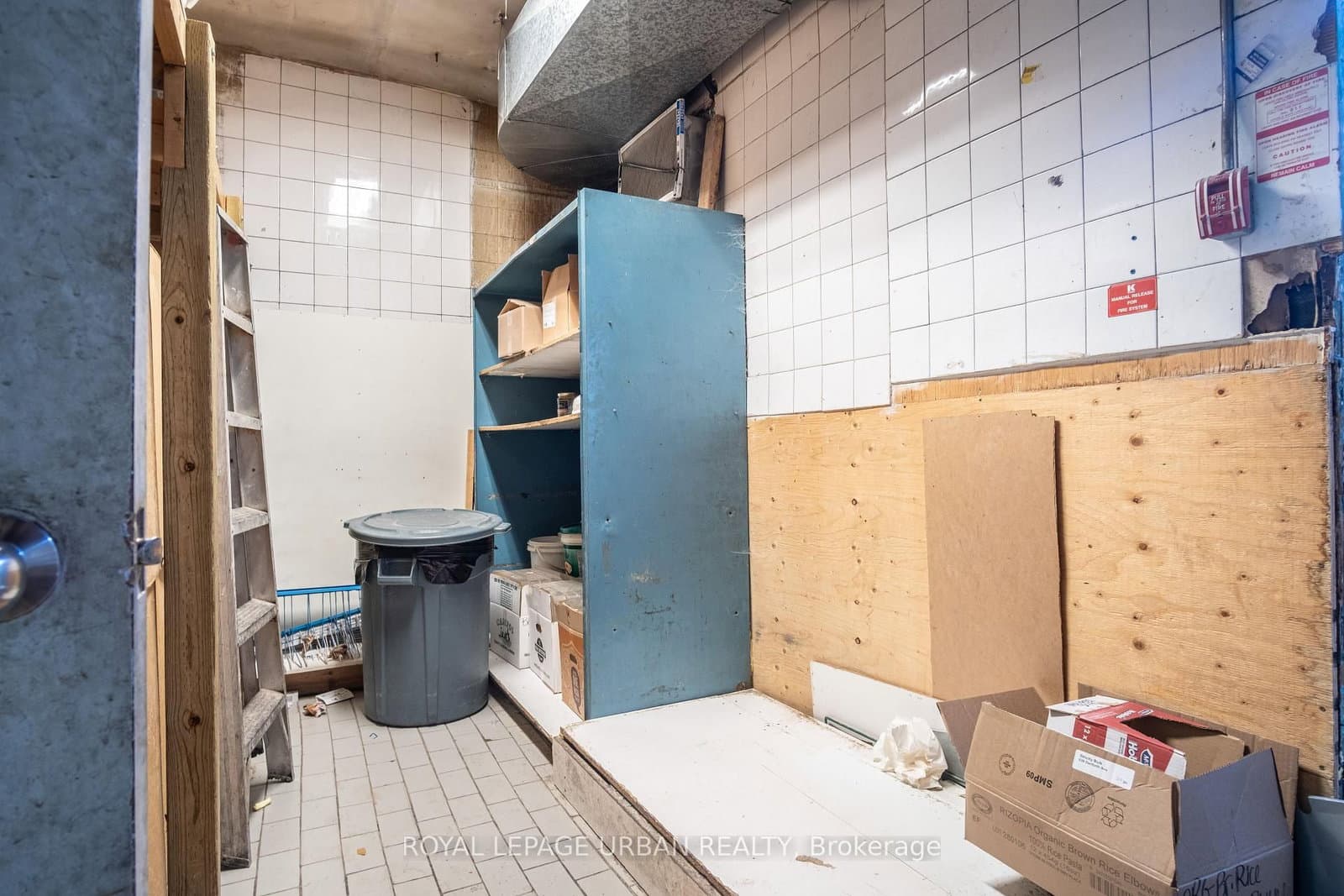 638 Danforth Avenue thumbnail 14