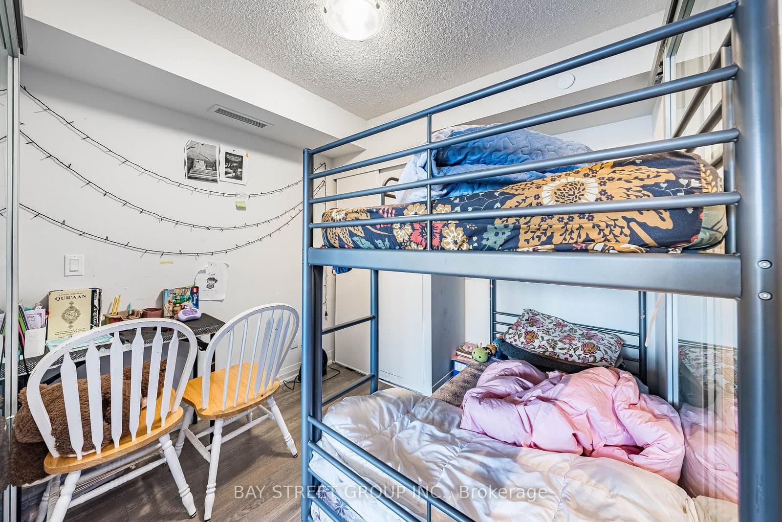 20 Meadowglen Place, Unit 222 thumbnail 21