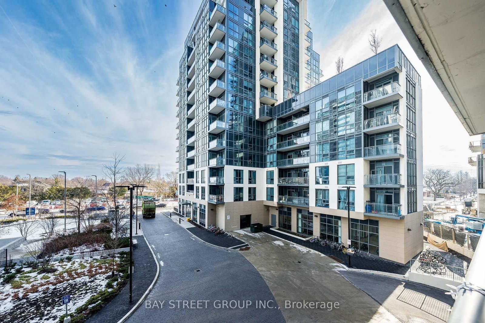 20 Meadowglen Place, Unit 222 thumbnail 34