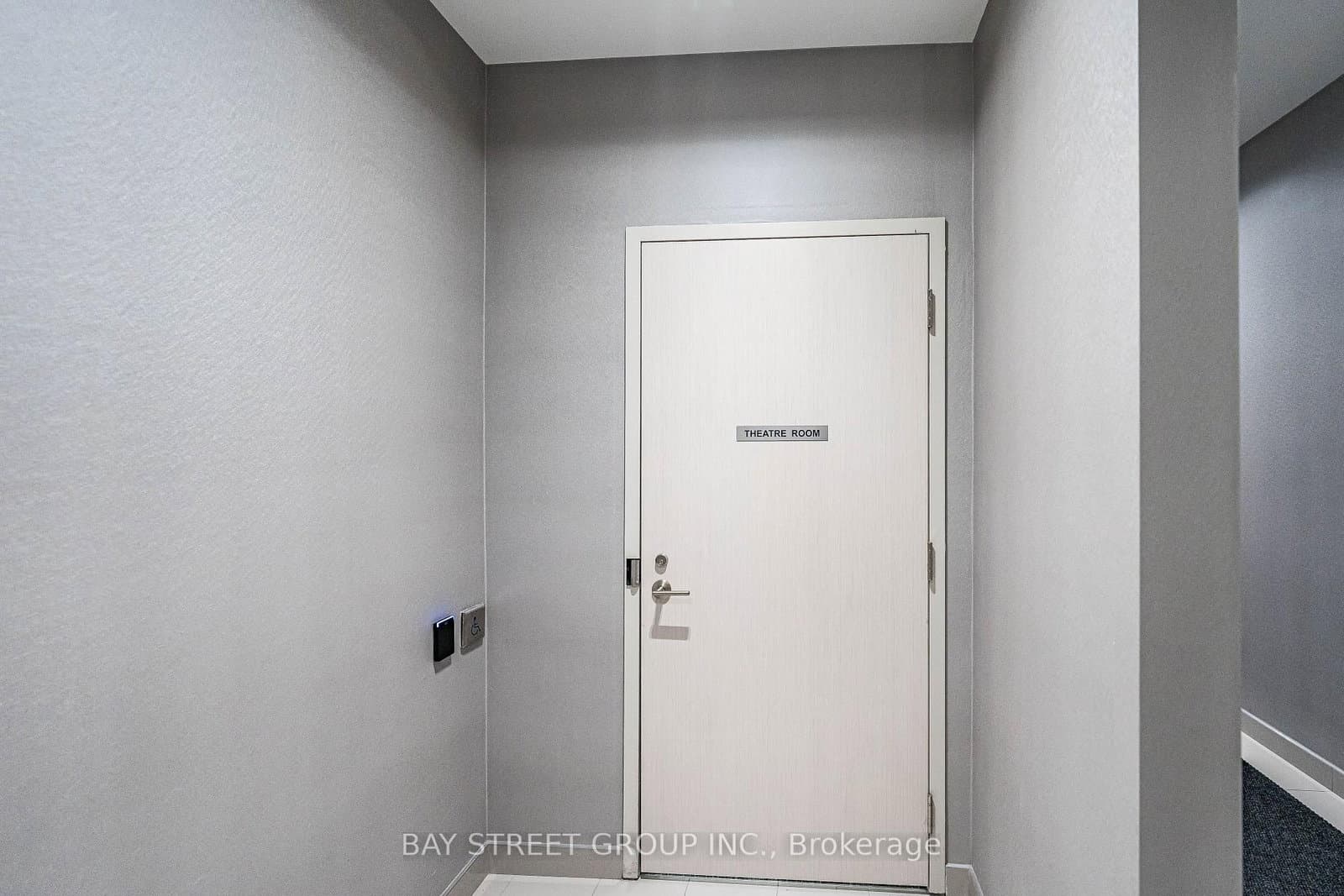 20 Meadowglen Place, Unit 222 thumbnail 43
