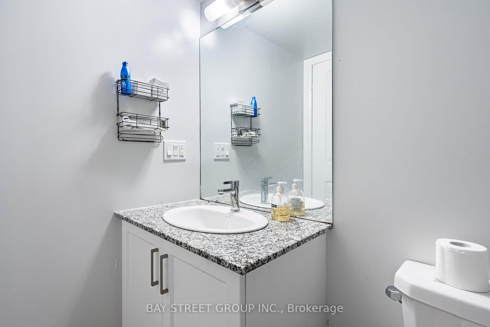 20 Meadowglen Place, Unit 222 thumbnail 9