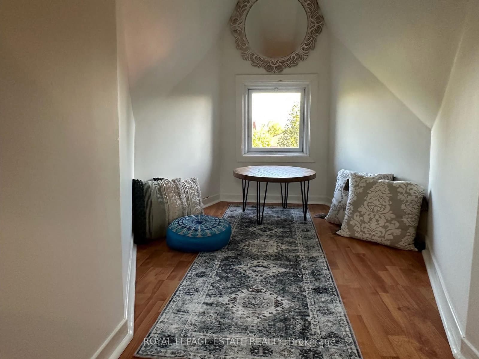 1398 Queen Street E thumbnail 38