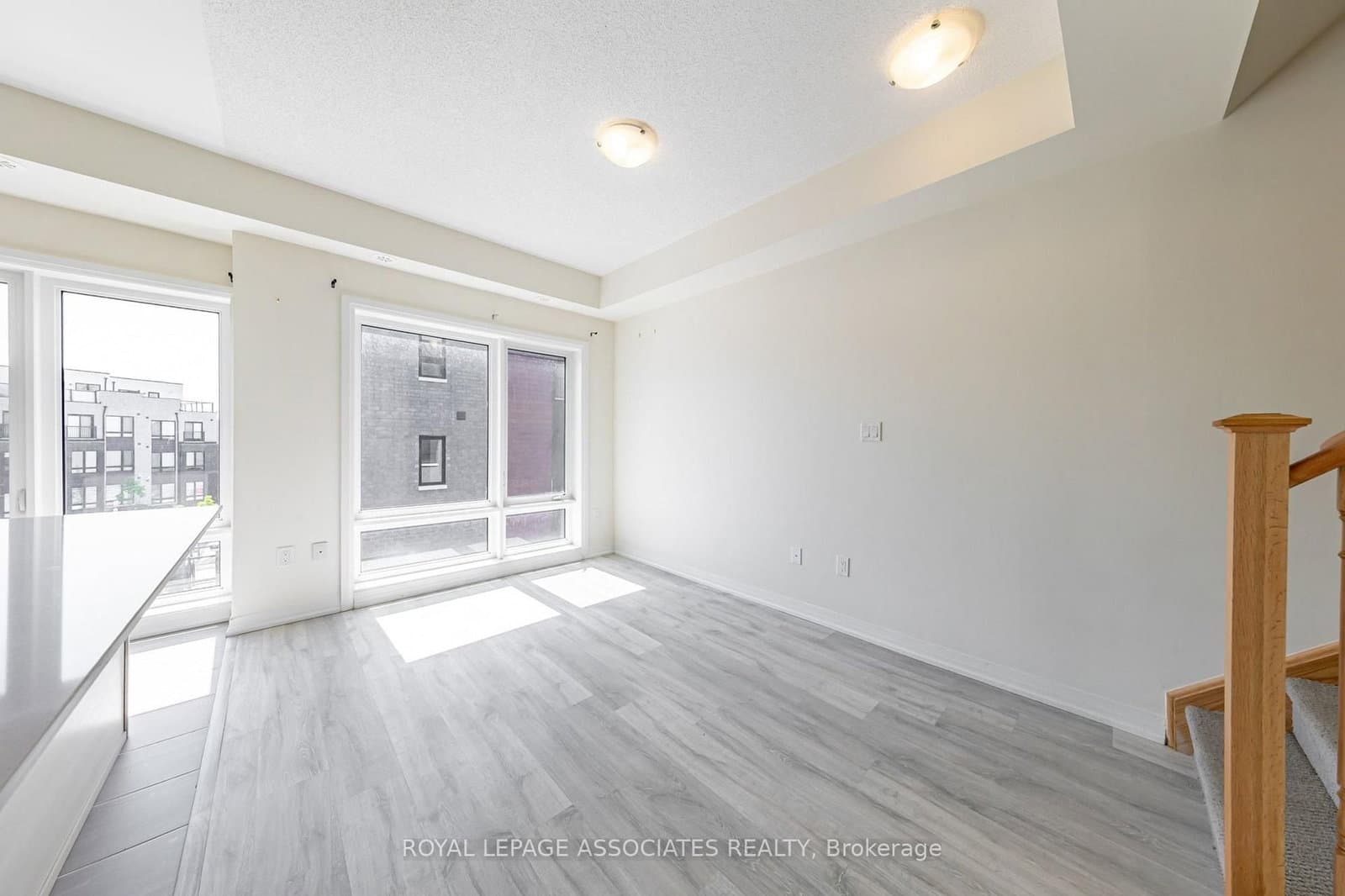 30 Liben Way, Unit 44 thumbnail 15