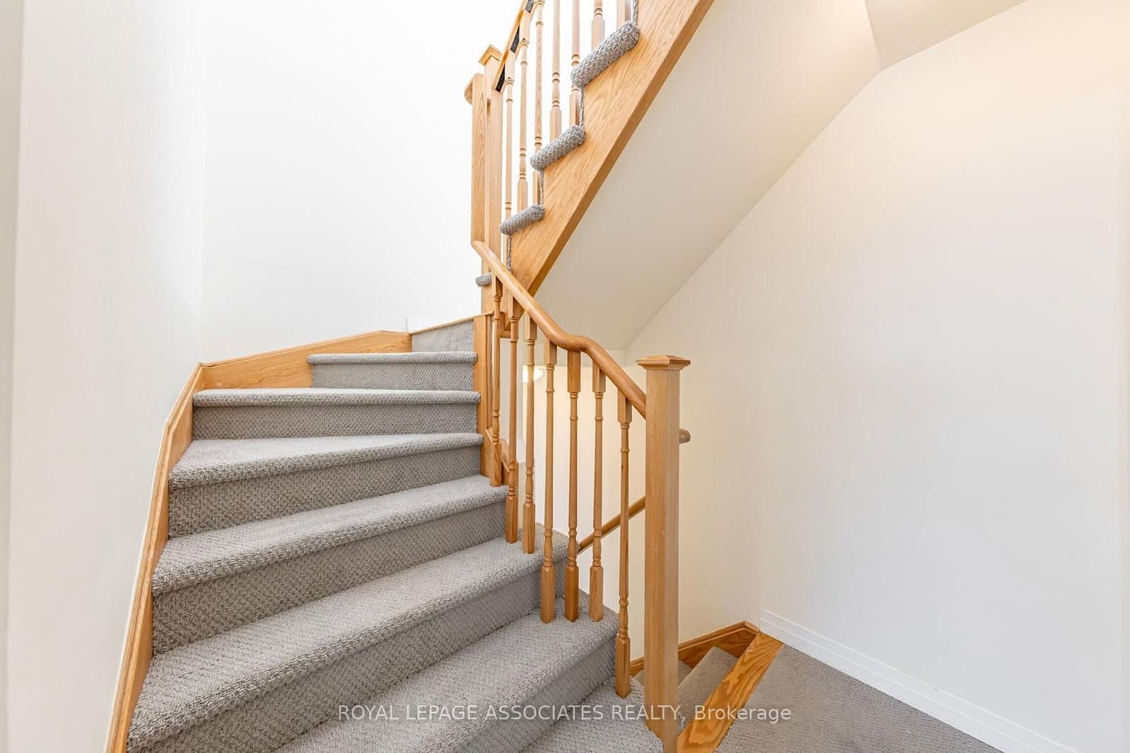 30 Liben Way, Unit 44 thumbnail 18