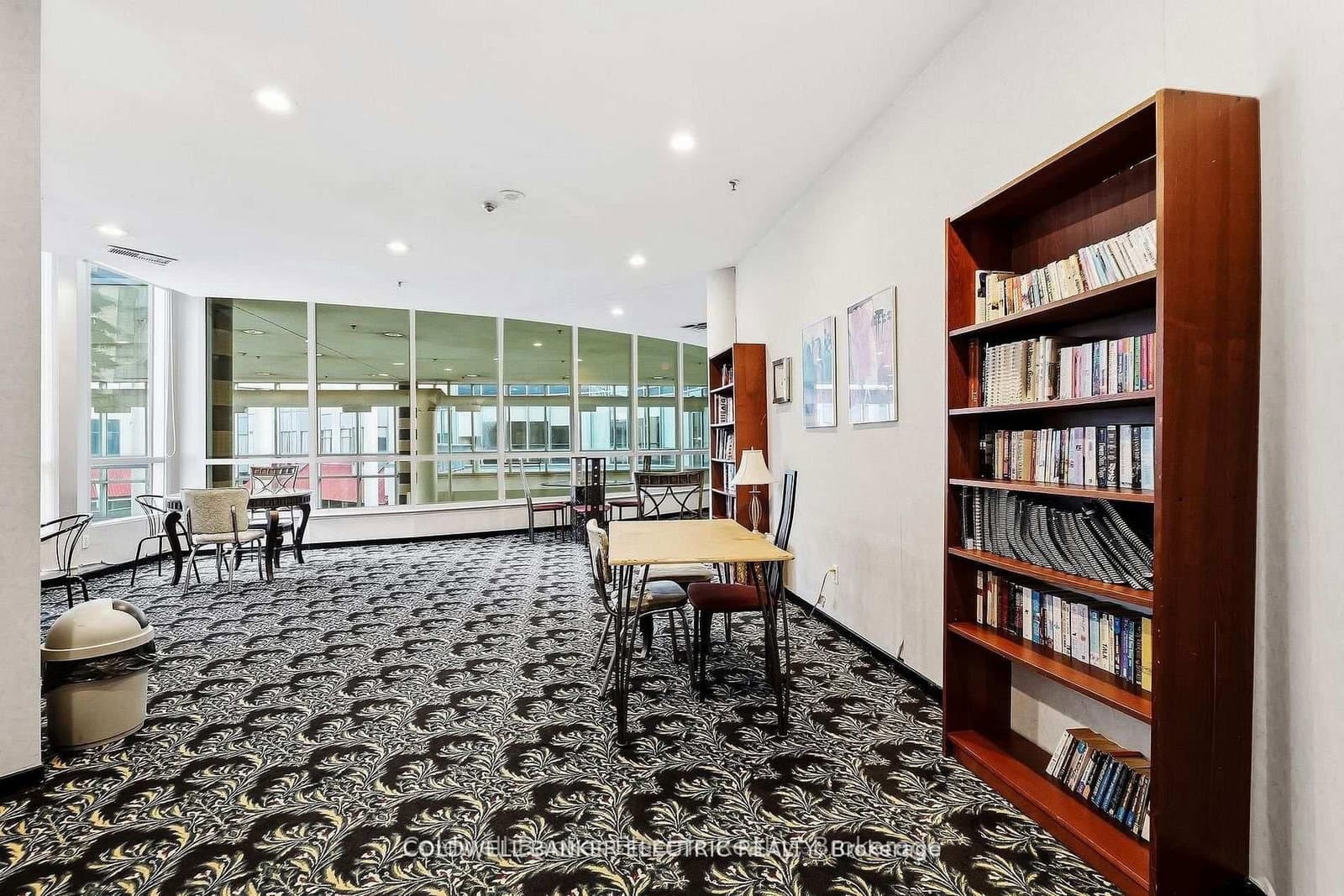 2550 Lawrence Avenue E, Unit 815 thumbnail 15
