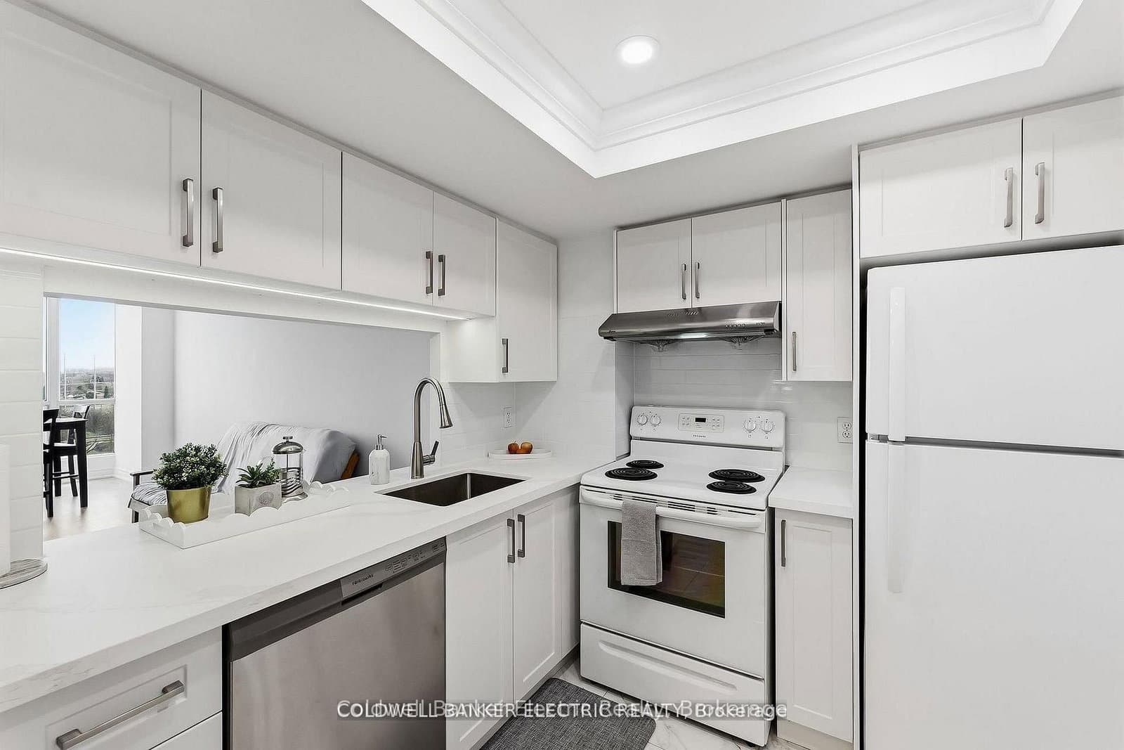 2550 Lawrence Avenue E, Unit 815 thumbnail 6