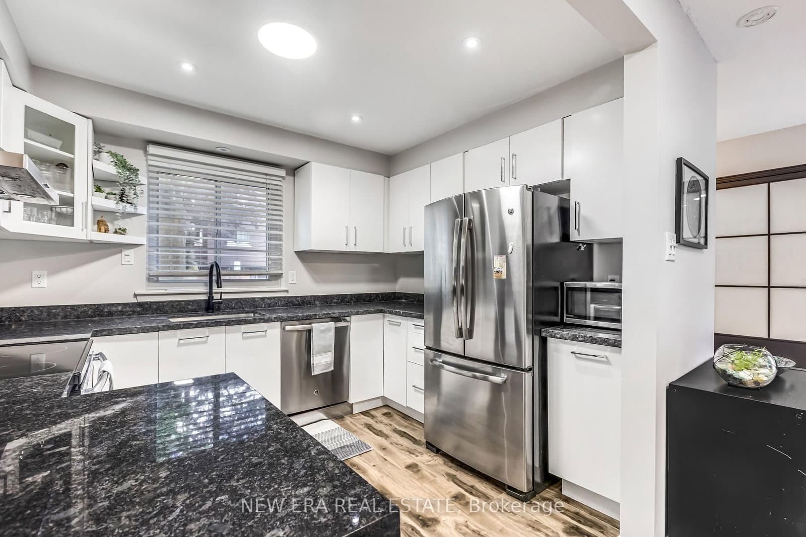 1415 Fieldlight Boulevard, Unit 6 thumbnail 6