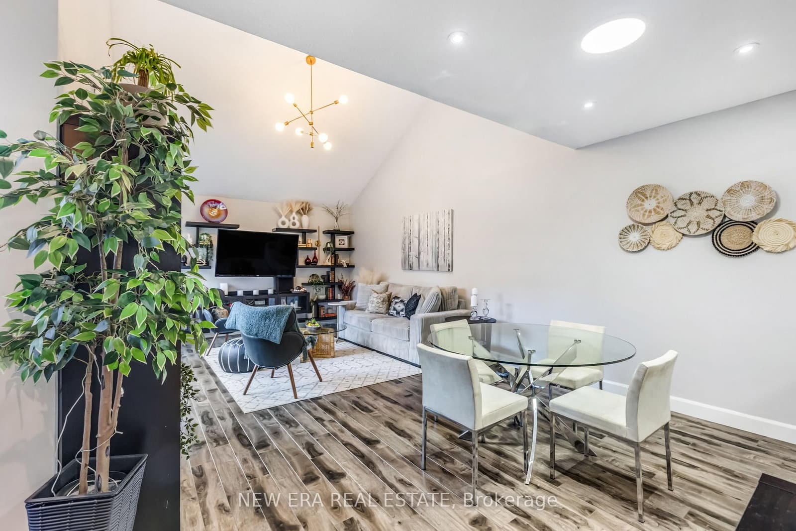 1415 Fieldlight Boulevard, Unit 6 thumbnail 7