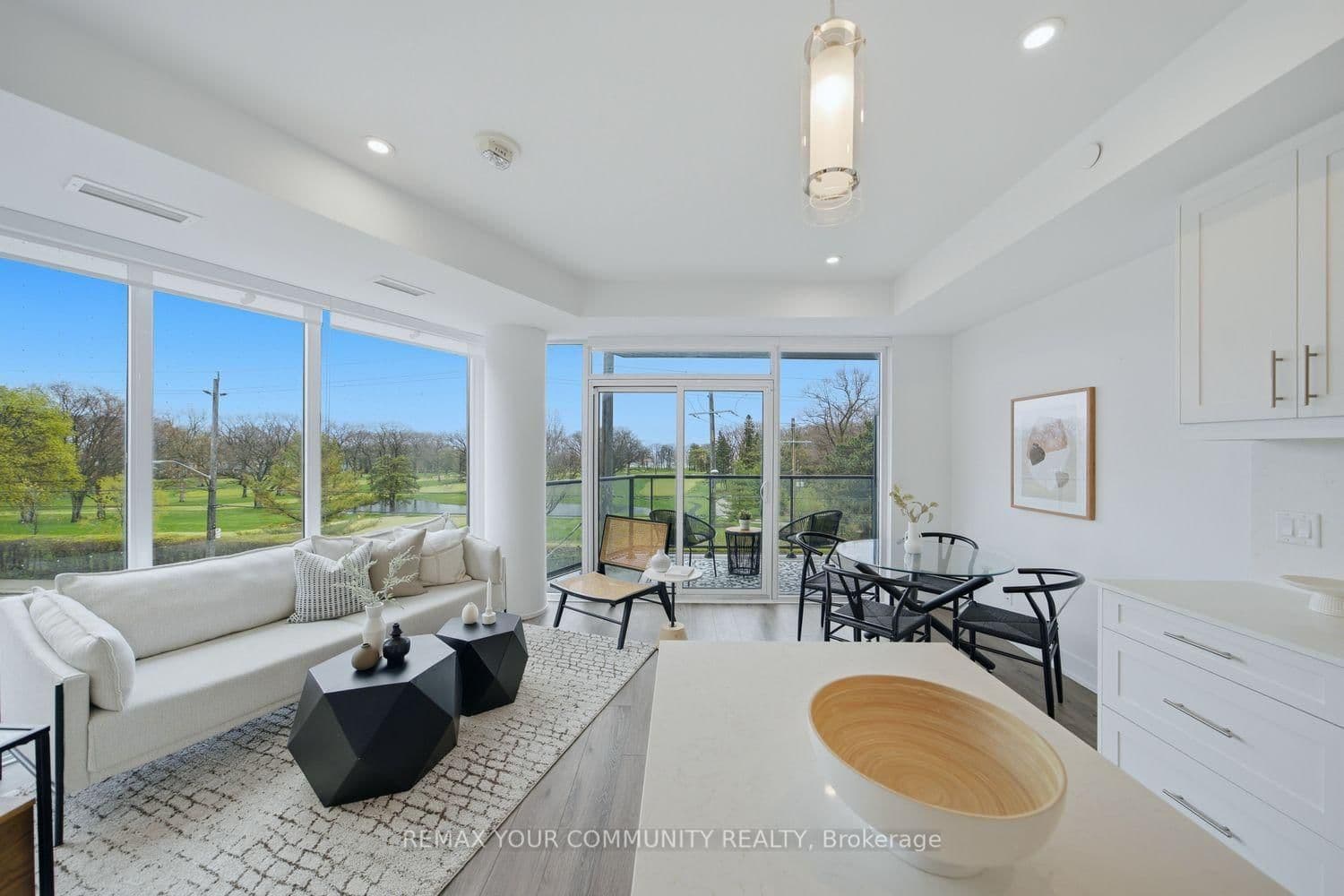 1316 Kingston Road, Unit 305 thumbnail 15