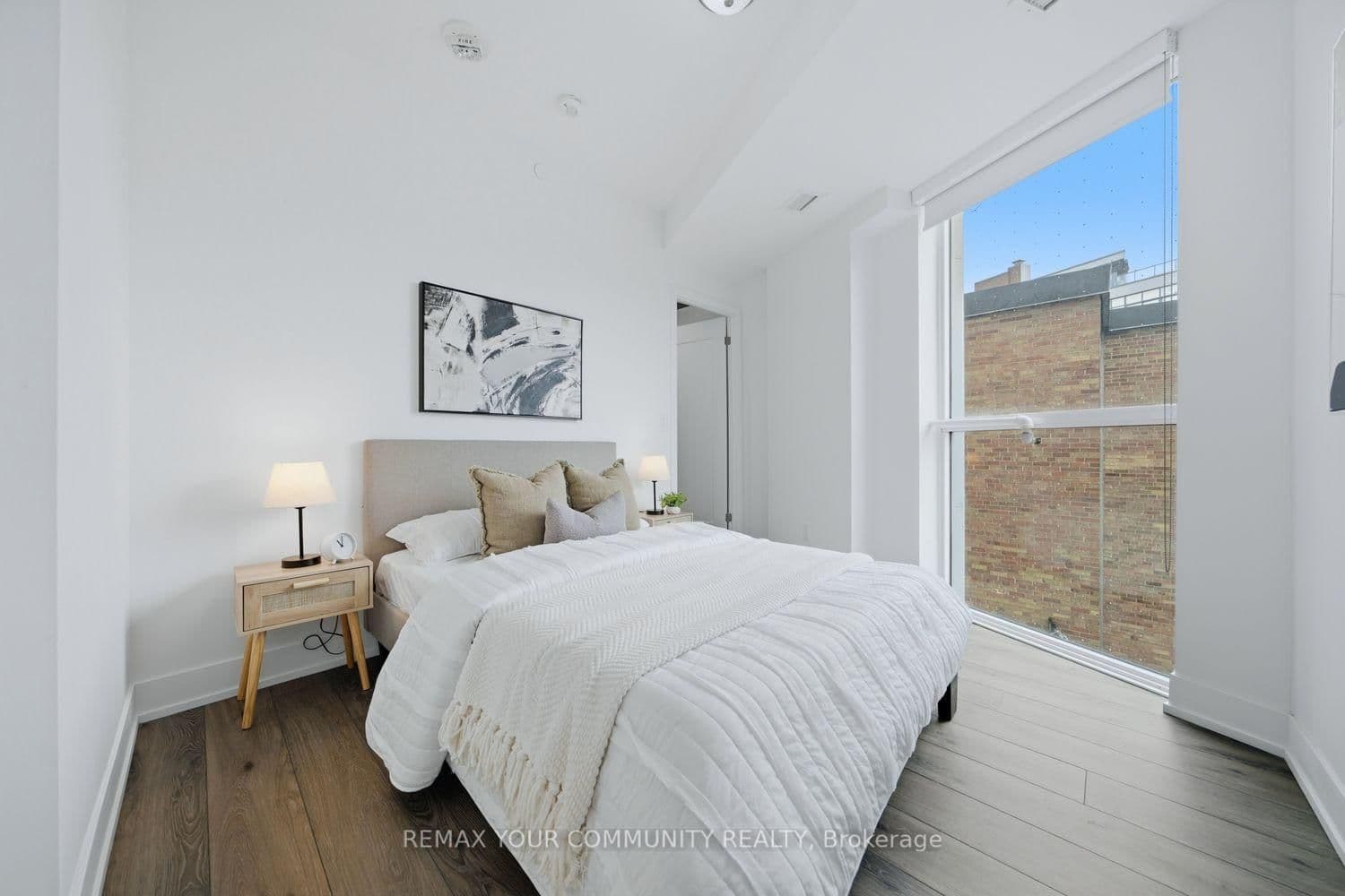 1316 Kingston Road, Unit 305 thumbnail 26