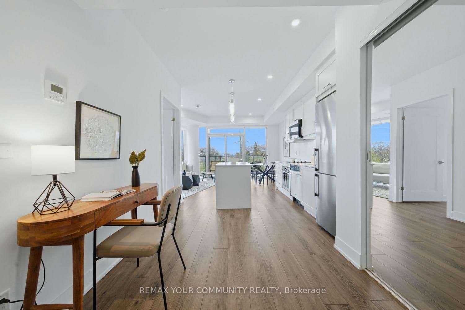 1316 Kingston Road, Unit 305 thumbnail 5