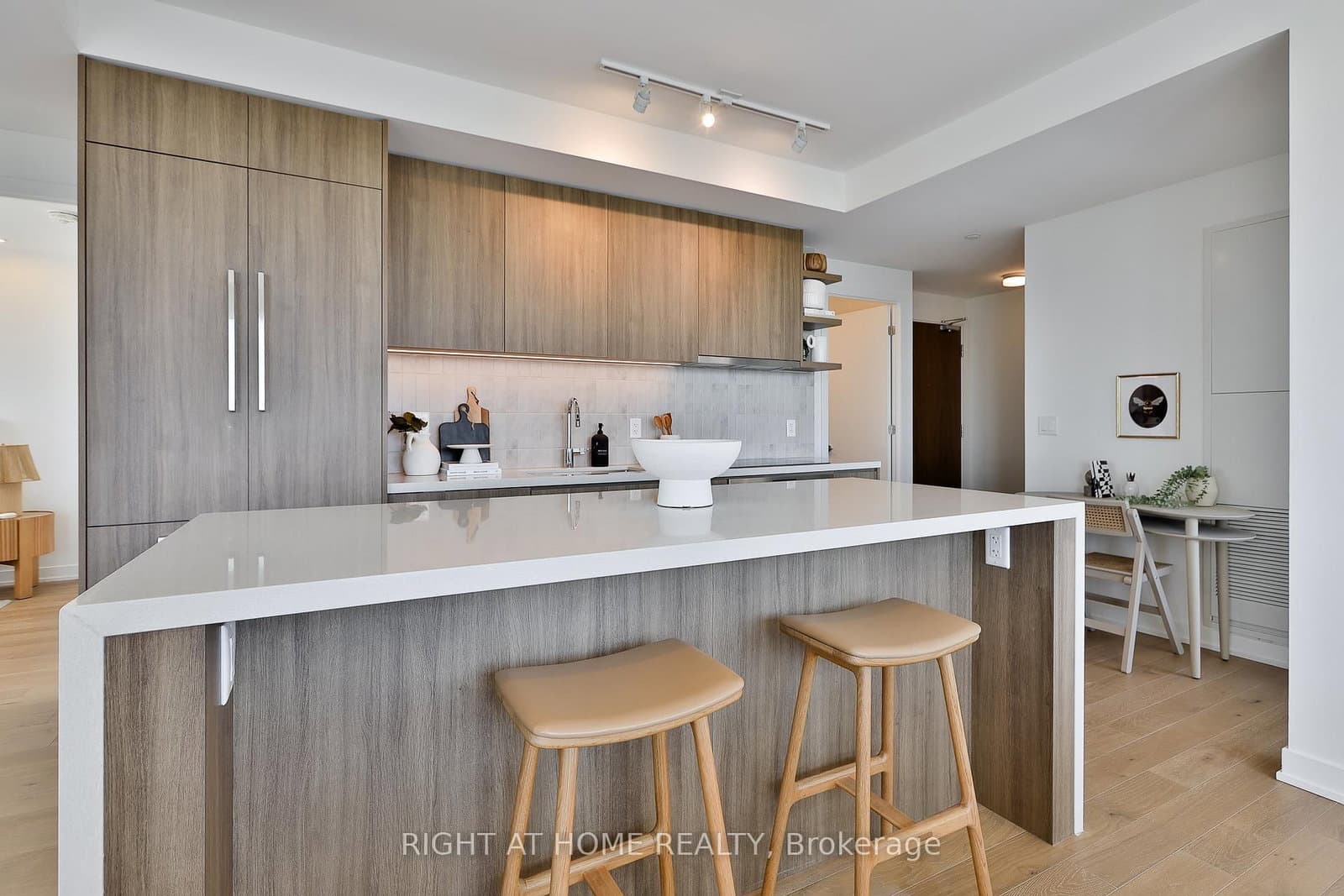 1161 Kingston Road, Unit 602 thumbnail 14